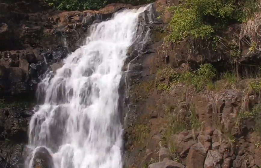 Waterfall Oahu North Shore